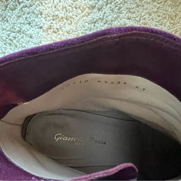 GIANVITO ROSSI
VELVET SLIPPER boots - Picture 8 of 16